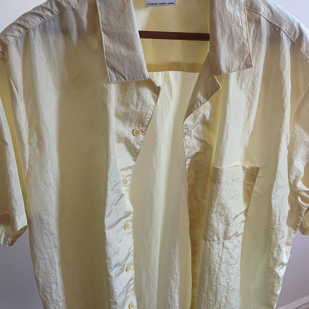 Onia Light Cream Casual Button Down Shirt